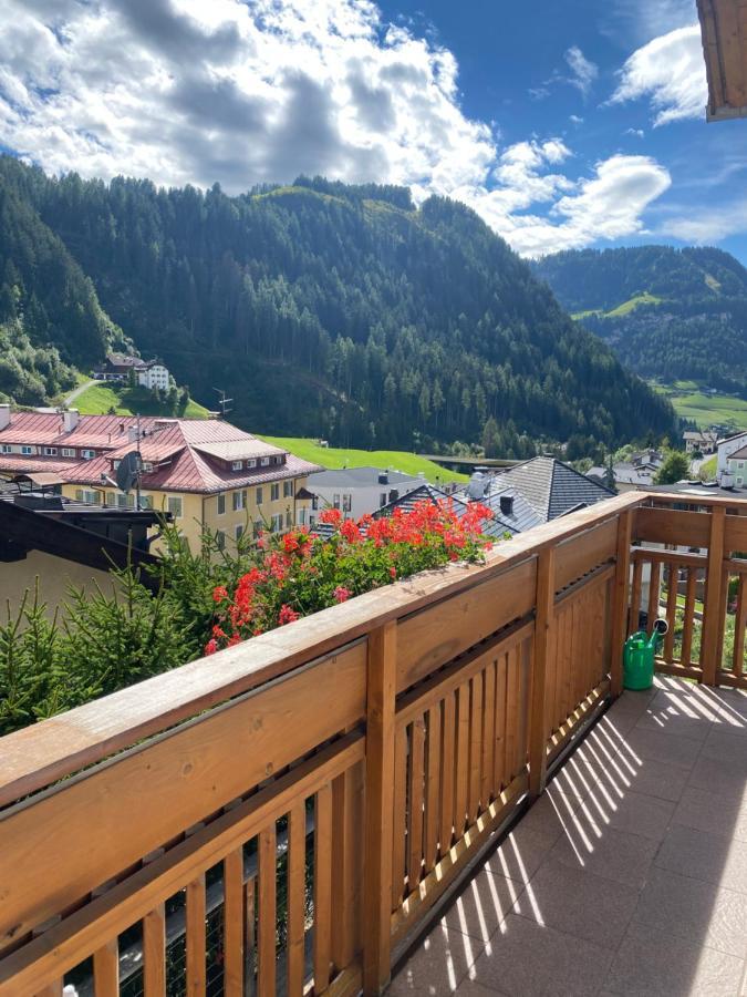 Amalia Apartment Santa Cristina Val Gardena Exterior photo